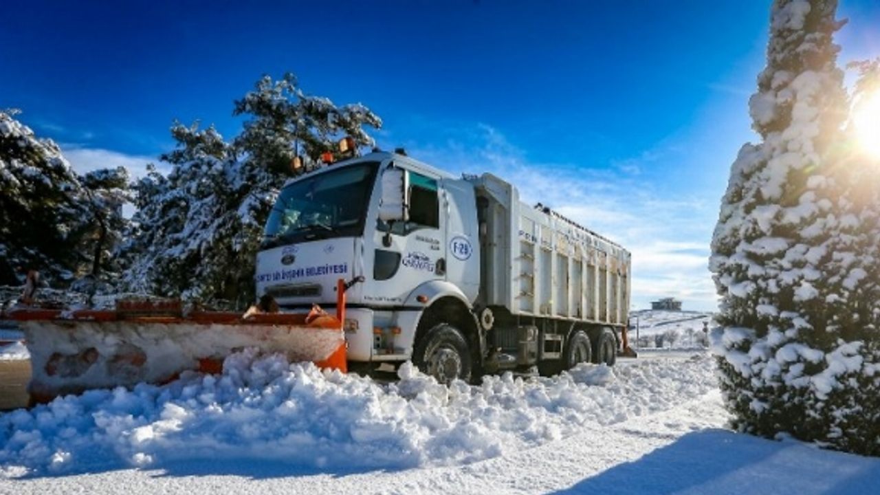 Gaziantep'te karla mücadele sürüyor