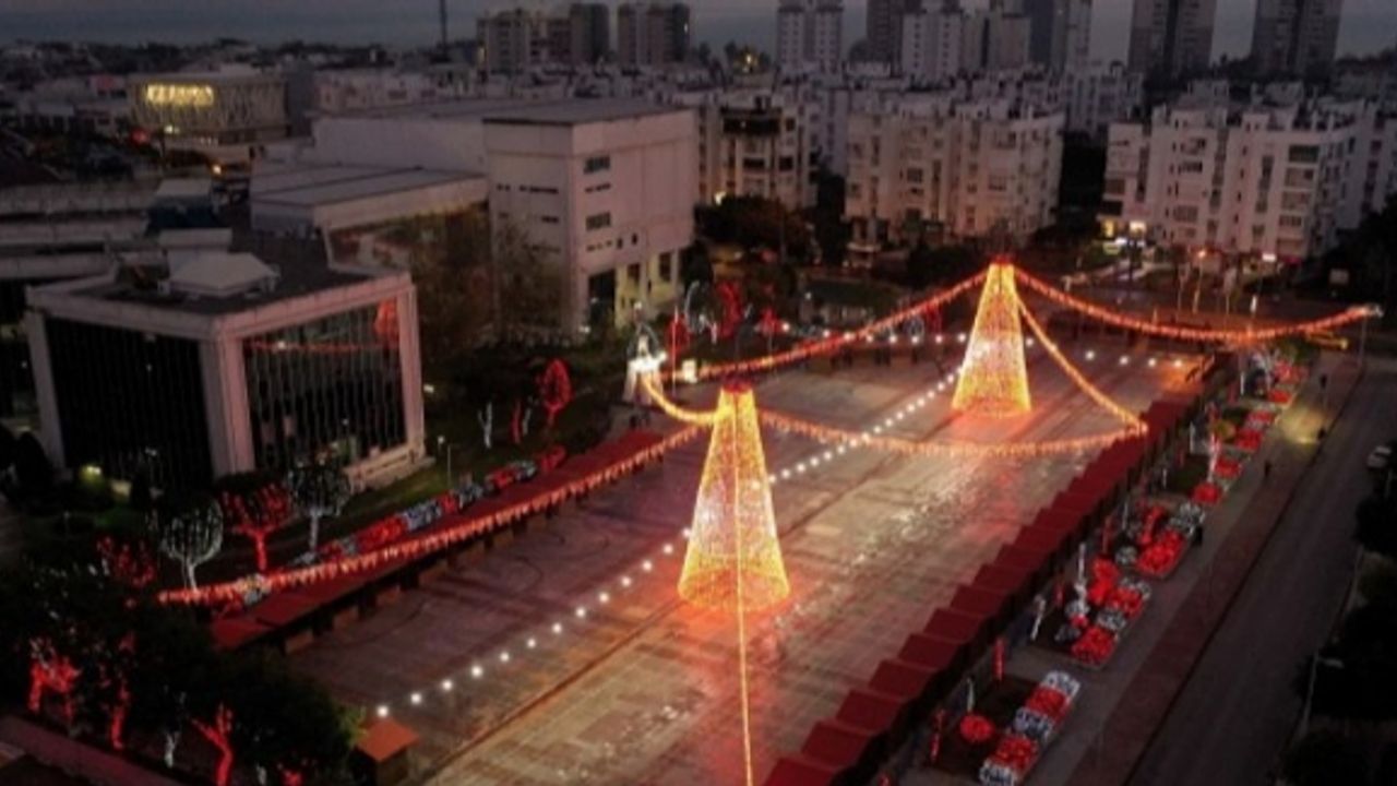 Antalya Muratpaşa'da yeni yıl çarşısı açılıyor
