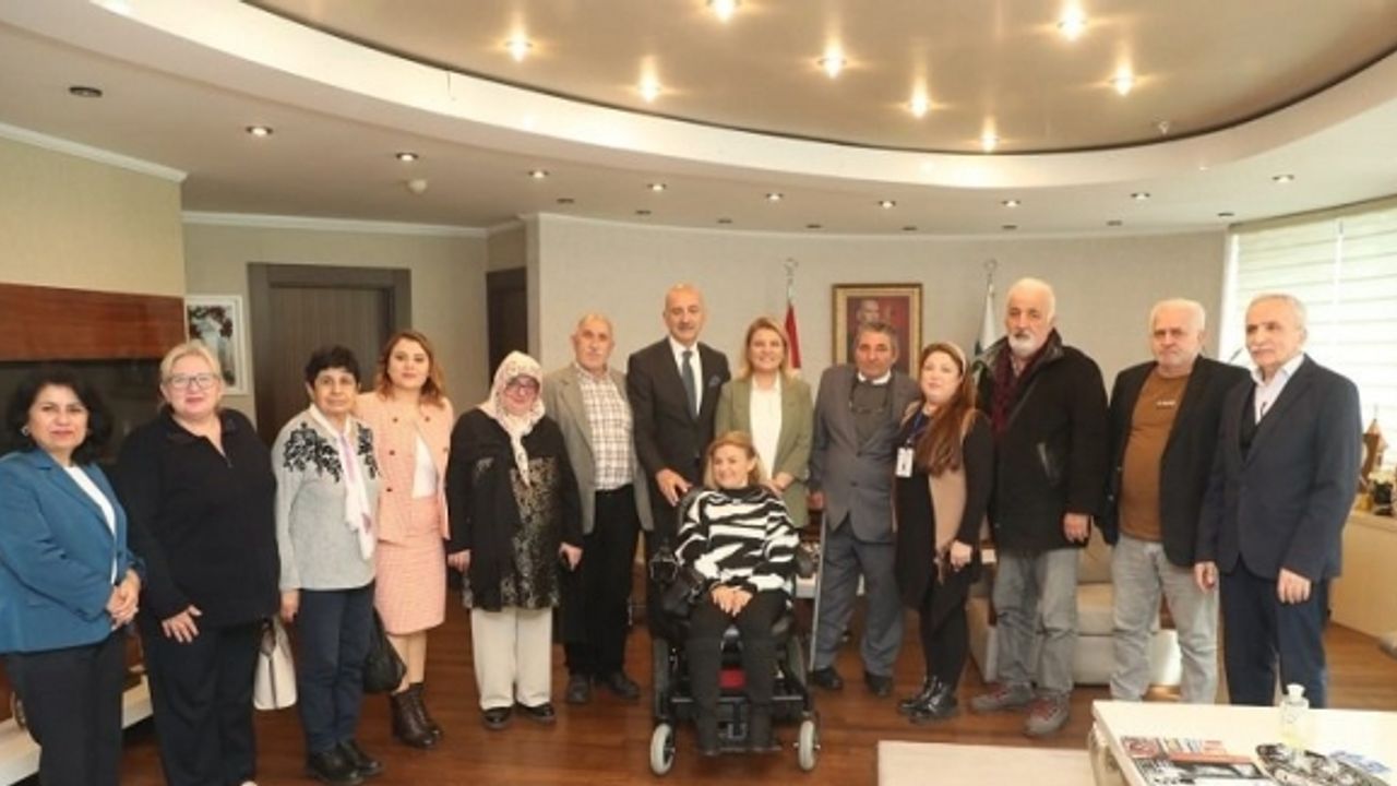 Fatma Kaplan Hürriyet engelli derneklerini ağırladı