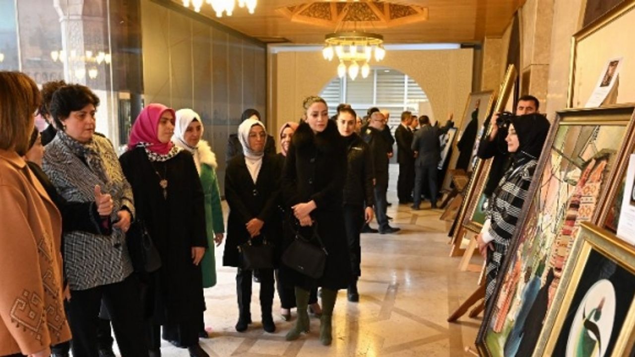 Konya'da 'Keçenin vuslata yolculuğu' sergileniyor