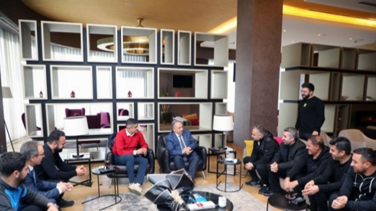 Mustafa Yalçın'dan Mondi Kayserispor'a ziyaret