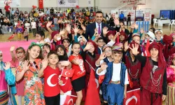  İzmir Çiğli’de çocuklara bayram şenliği