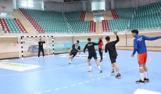 DBB Hentbol Takımı 1. Lig’de çıtasını yükseltmeyi hedefliyor