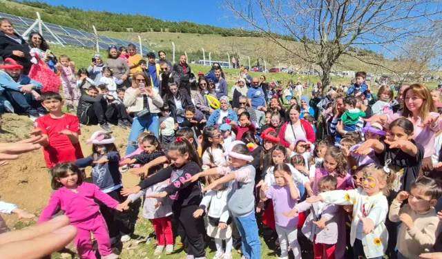 Bursa Gemlik'te uçurtma şenliği coşkuyla gerçekleşti