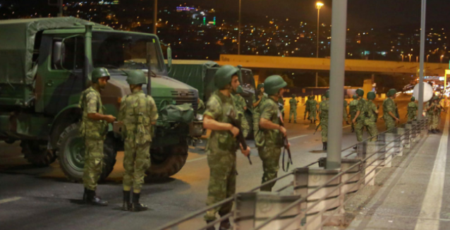 Darbeye tepki gösteren ünlüler